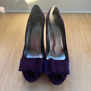 Stuart Weitzman Royal Purple Suede Pumps
Platform Stiletto Heel Leather Sole